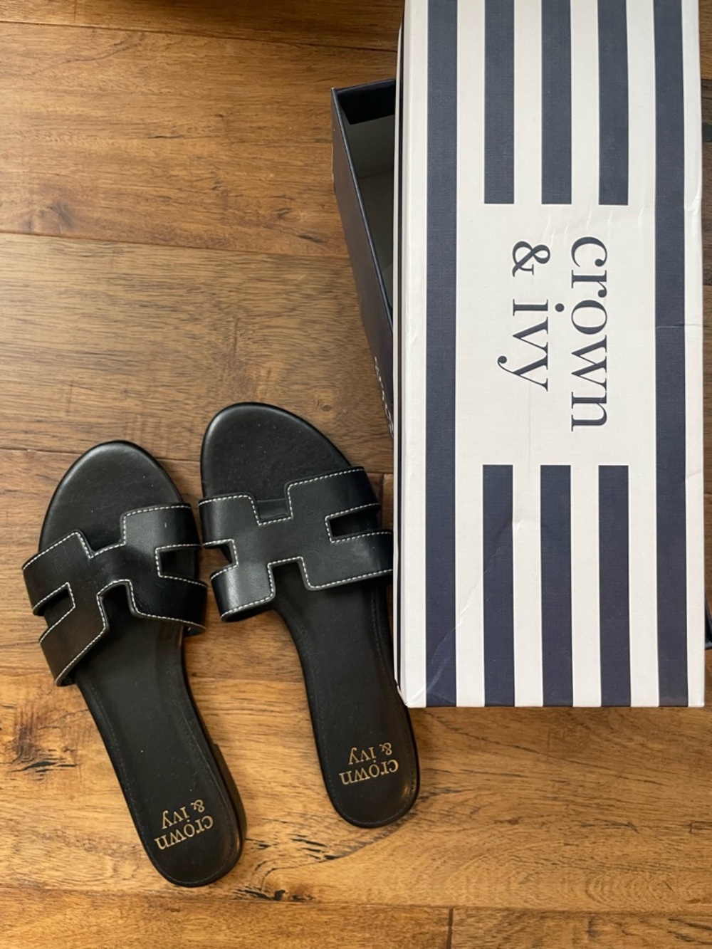 Crown & Ivy Black Slip-On Sandals